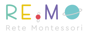 Il logo "REMO Rete Montessori" presenta le lettere stilizzate e colorate "R", "E" e "M" con un cerchio blu e un anello che ricorda un pianeta sopra la "O" e il sottotitolo "Rete Montessori" in testo grigio chiaro.